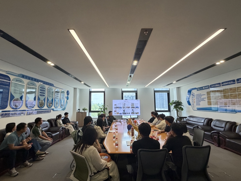 我校师生赴南京嘉翼开展访企拓岗活动